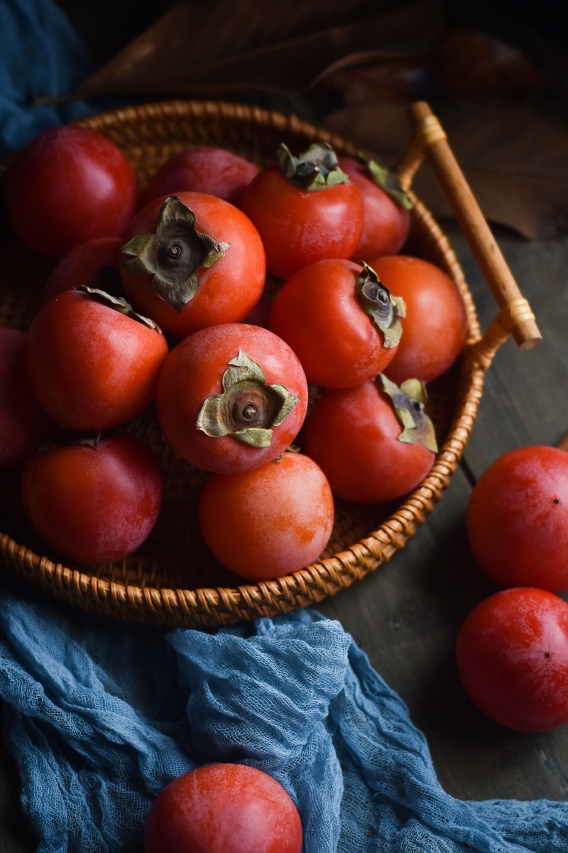 秋天的红灯笼柿子