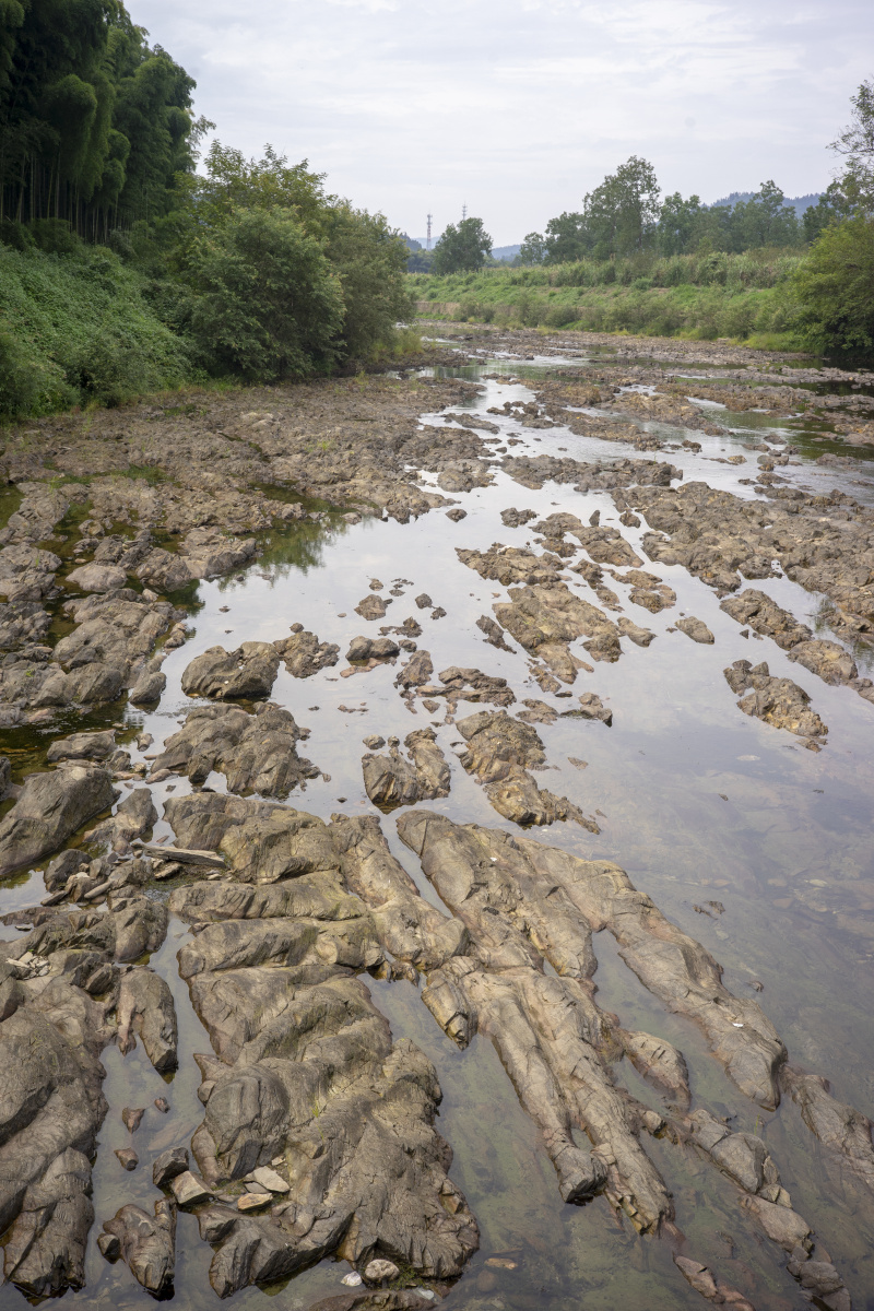 安徽黄山凫峰下福州率水河