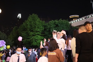 4D839AA5-4E10-4B6D-A0B5-BF0761C48BF0/L0/001