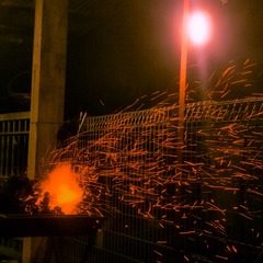 274750