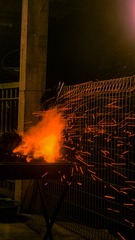 274749