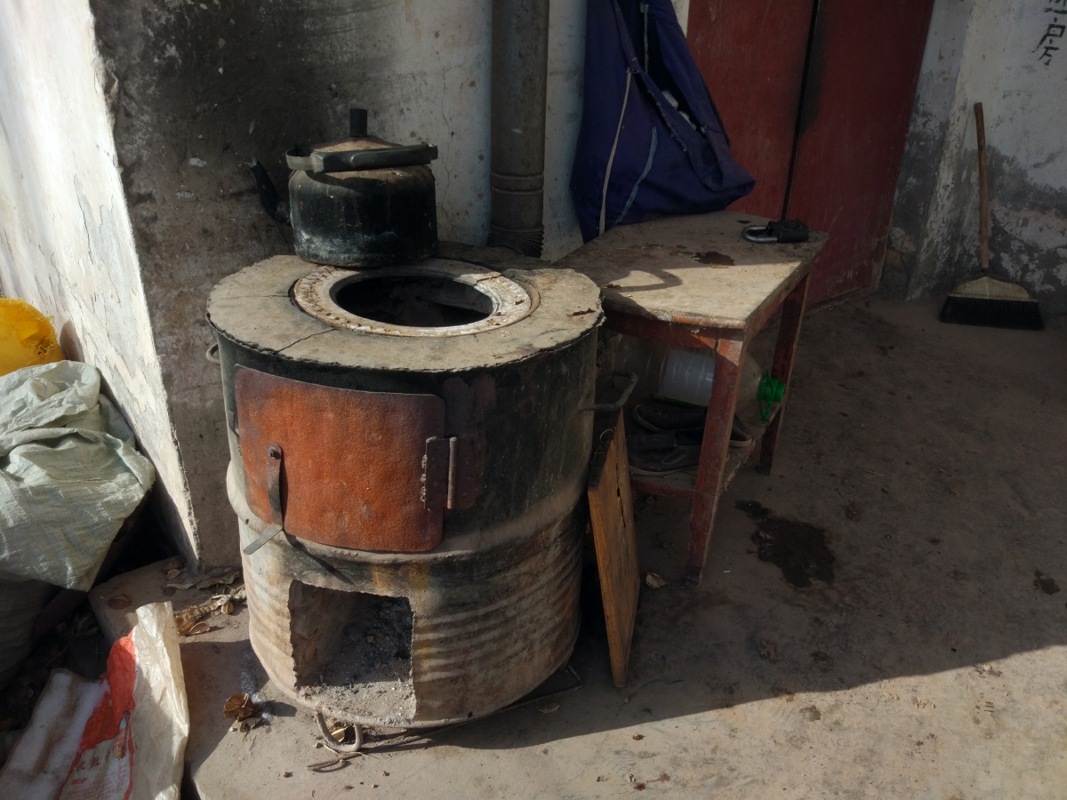 1/123我们都在孤独星球蜂窝煤土灶灶台#火炉石磨还没有人打赏,快来当