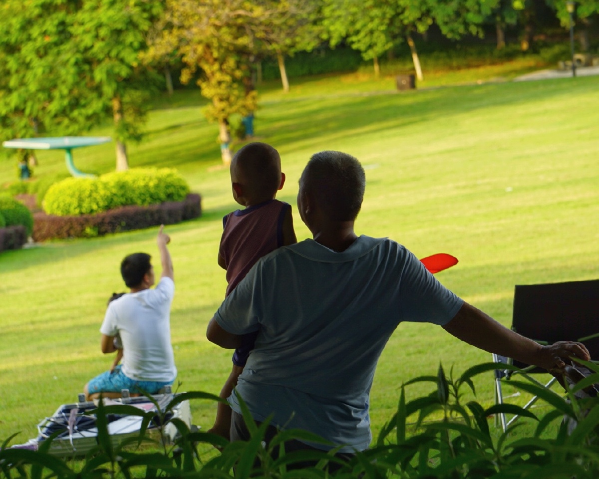 家是每个人的避风港家人是每个人的后盾