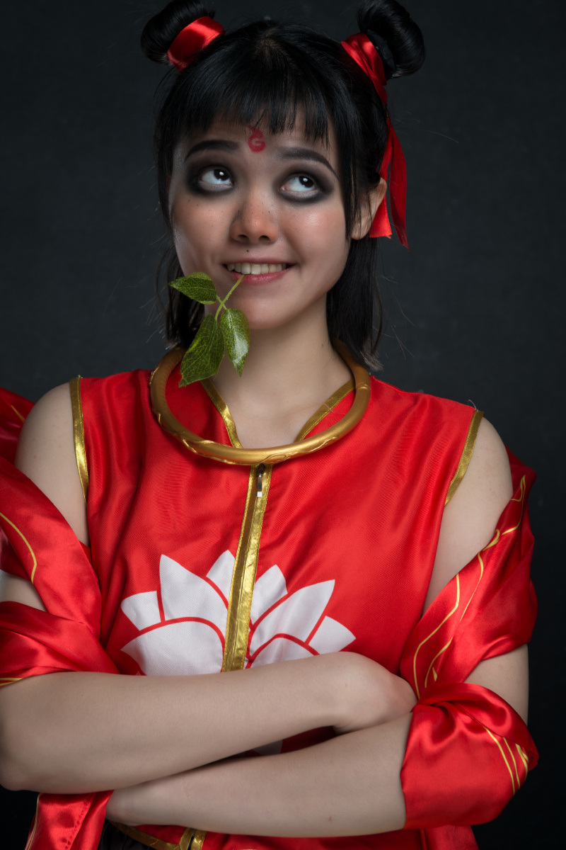 晨宁溪cos的小哪吒