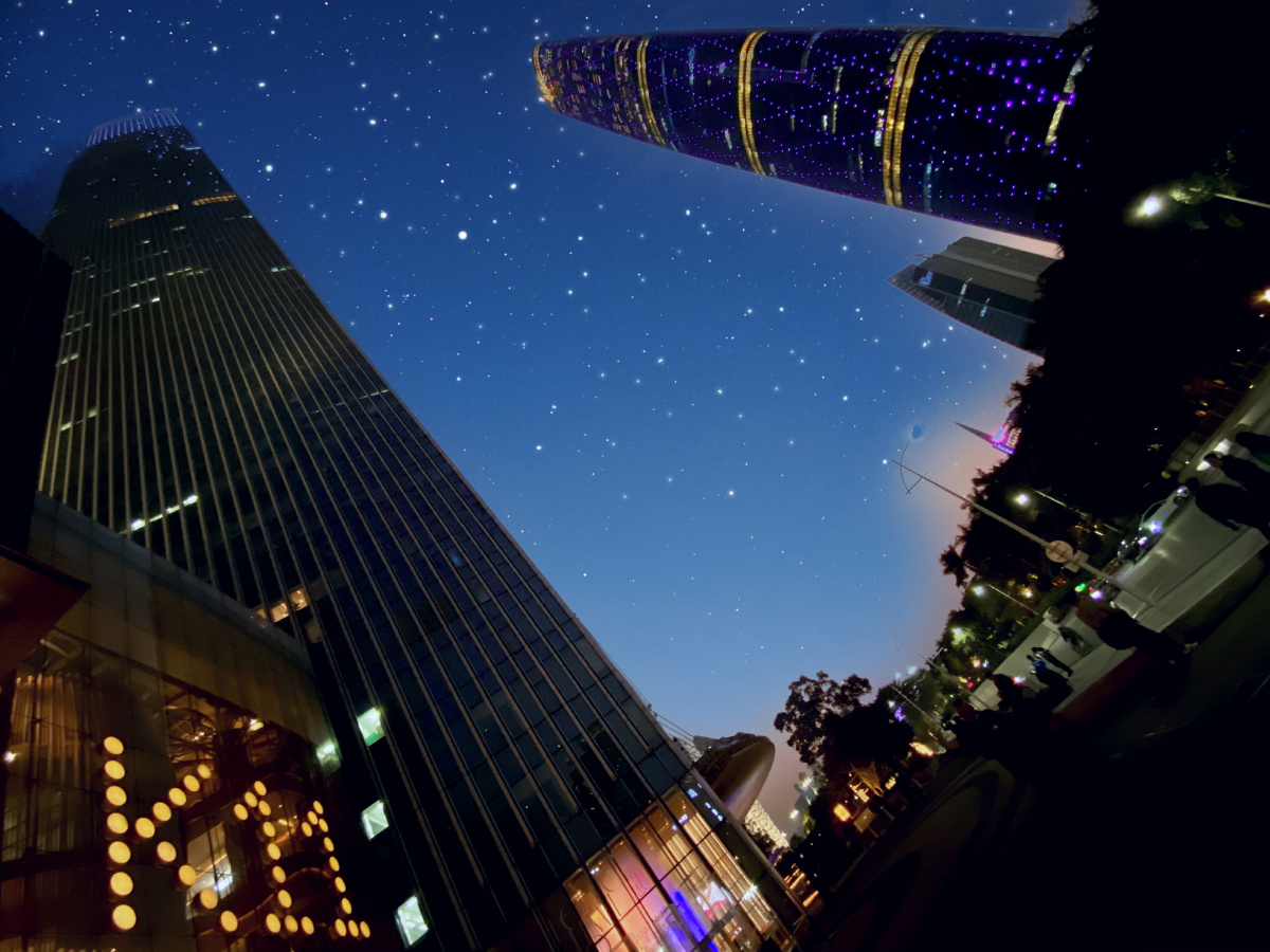 夜幕下的k11与西塔