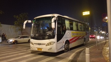 2899118