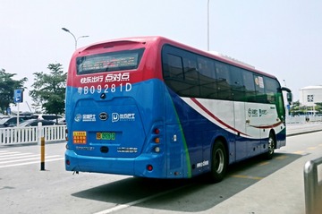 2981143