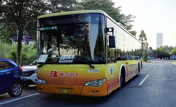 3776370