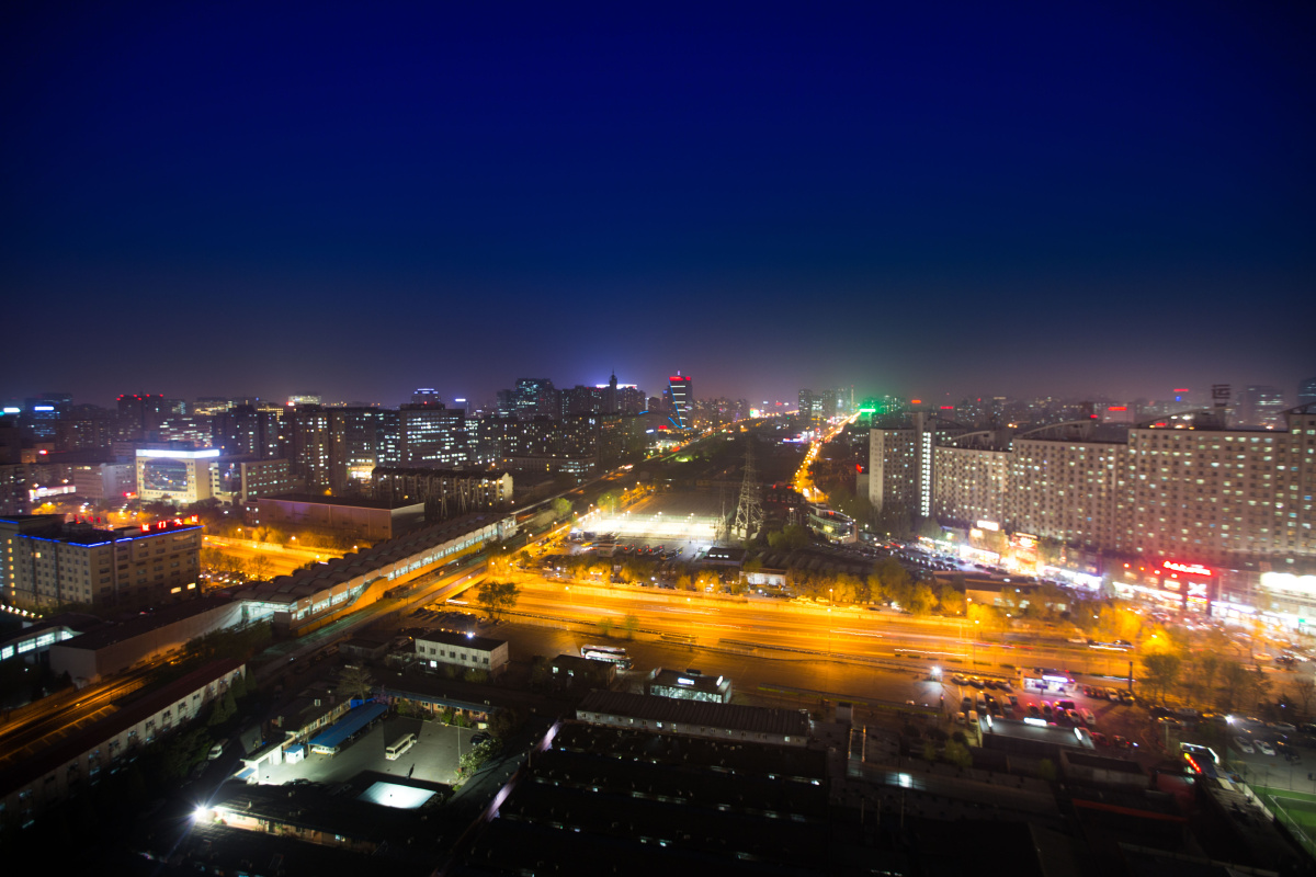 北航大运村夜景