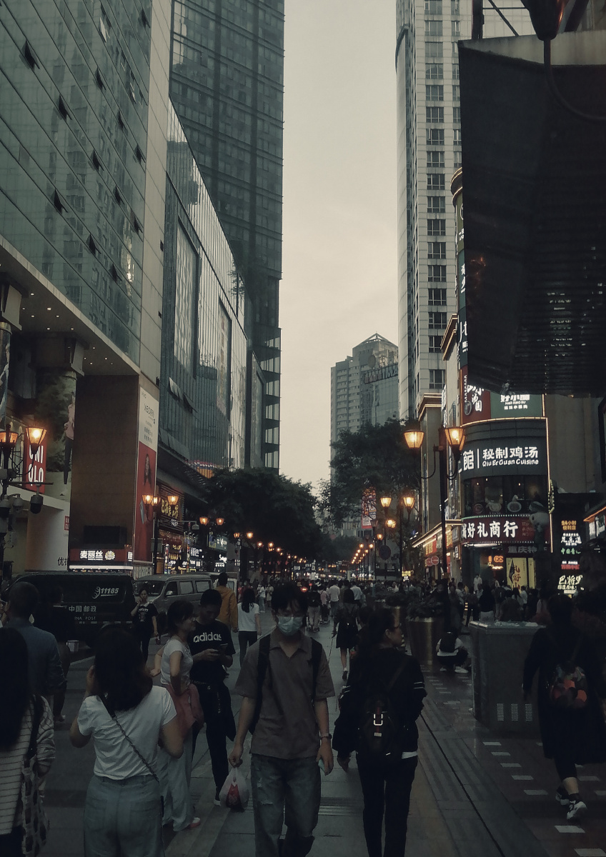 热闹繁华的街头