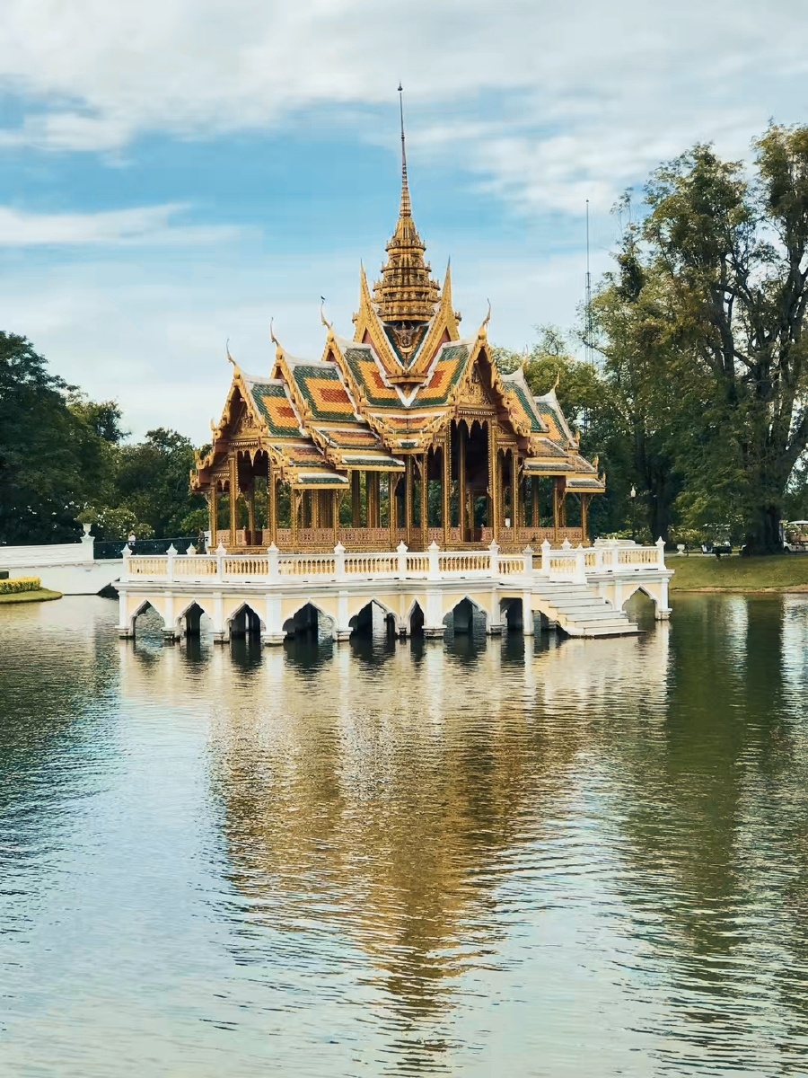 暹罗古城七十二府——它静静的伫立在那不说话,却也默默的向我们讲述