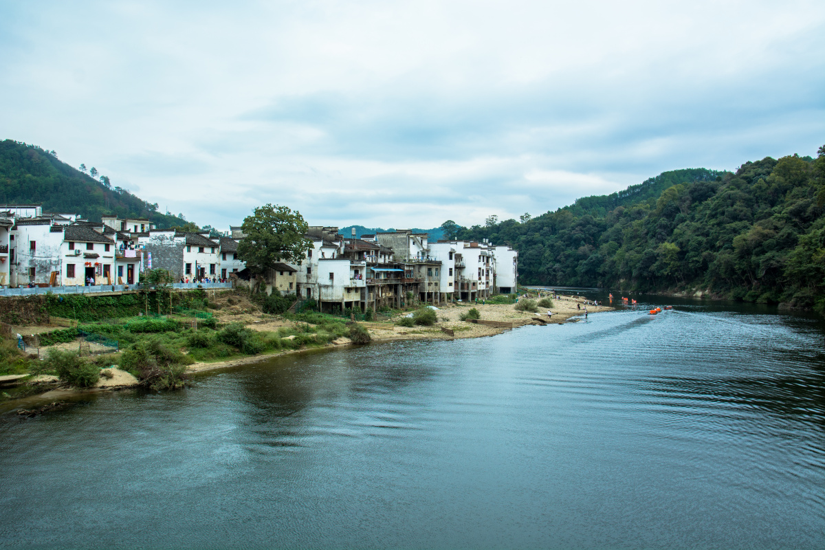 水边人家 - 不识庐山 - 图虫