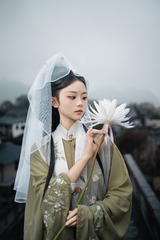 001