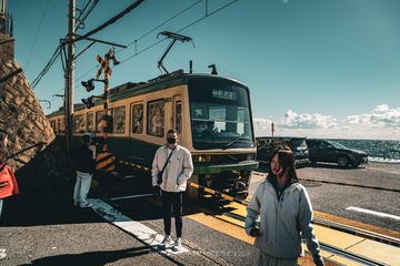 001