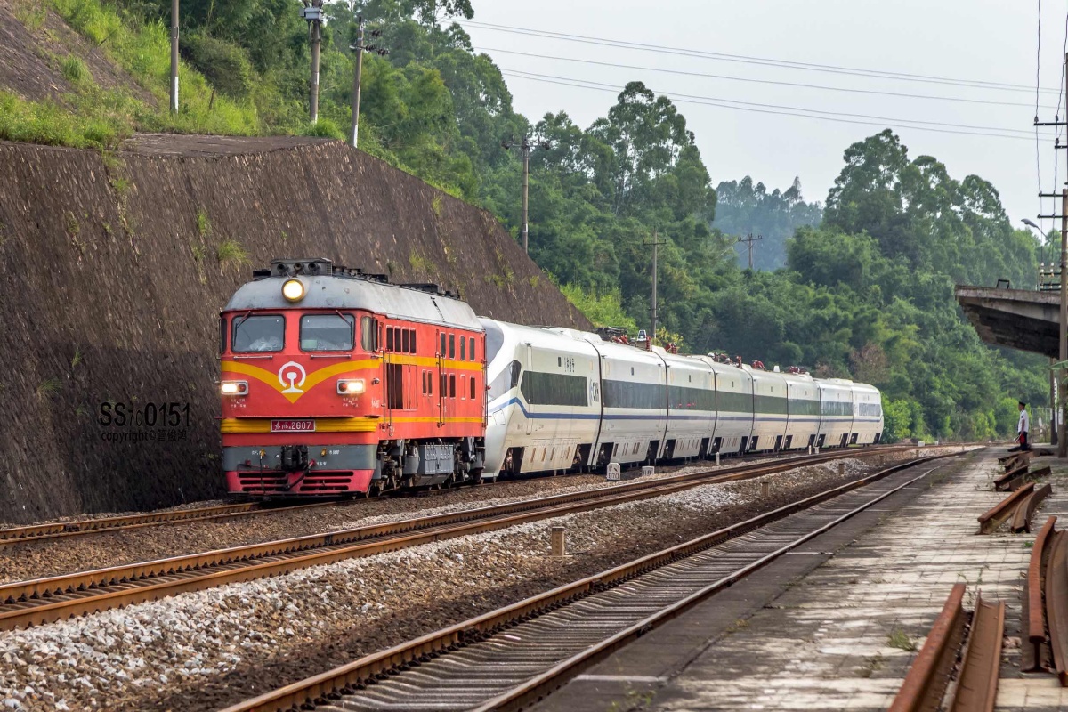 内燃线回送动车组