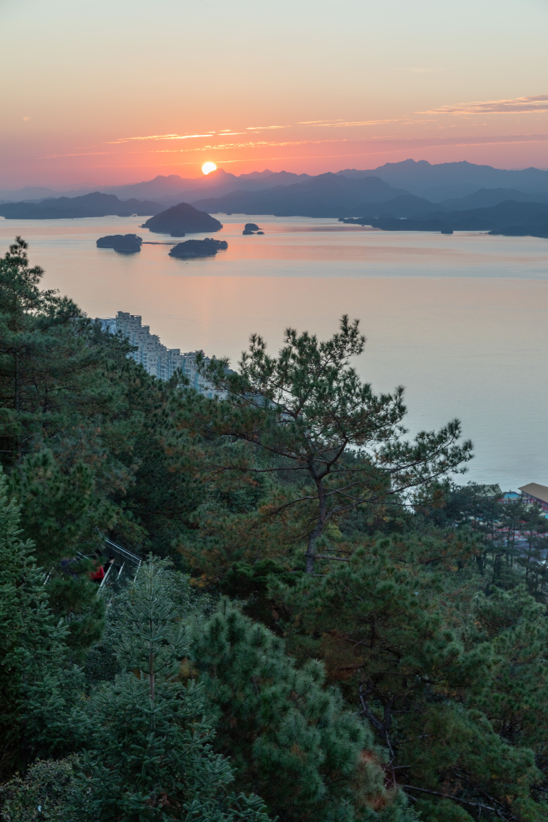 组照3山水千岛湖