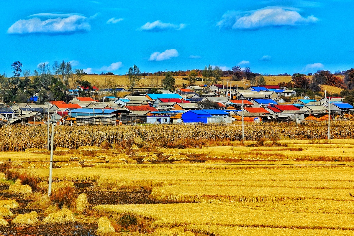 旅游巴士上拍到的东北乡村坐标吉林省盘石市