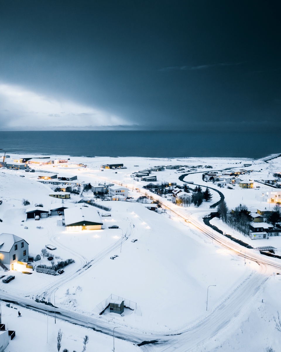 冰岛维克镇的极夜