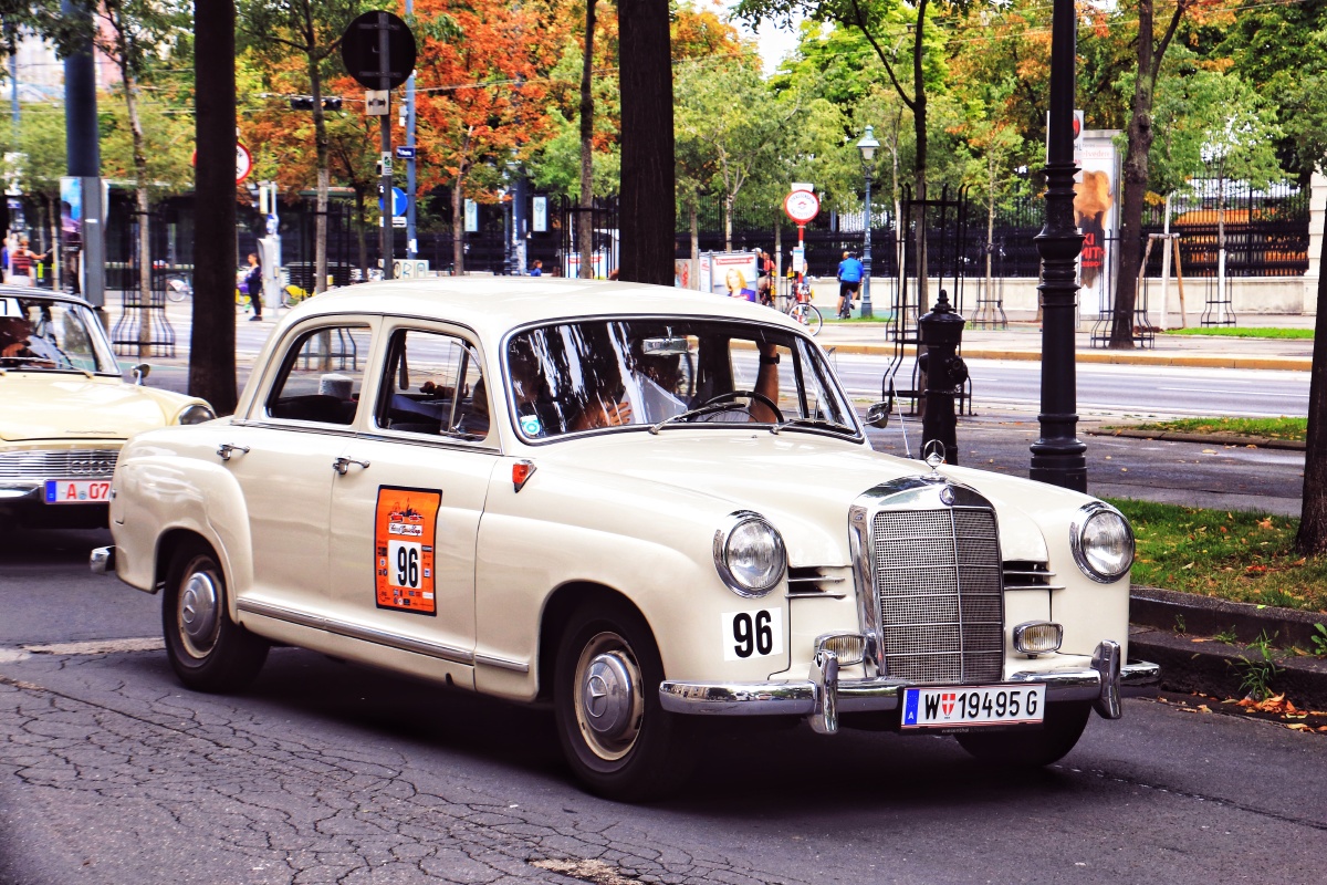 维也纳街头老爷车