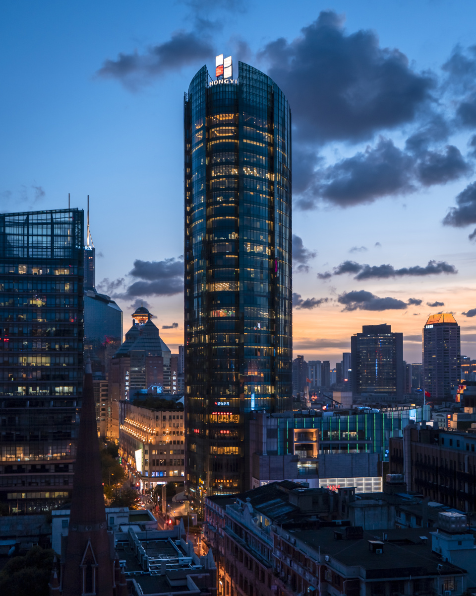 上海宏伊国际广场