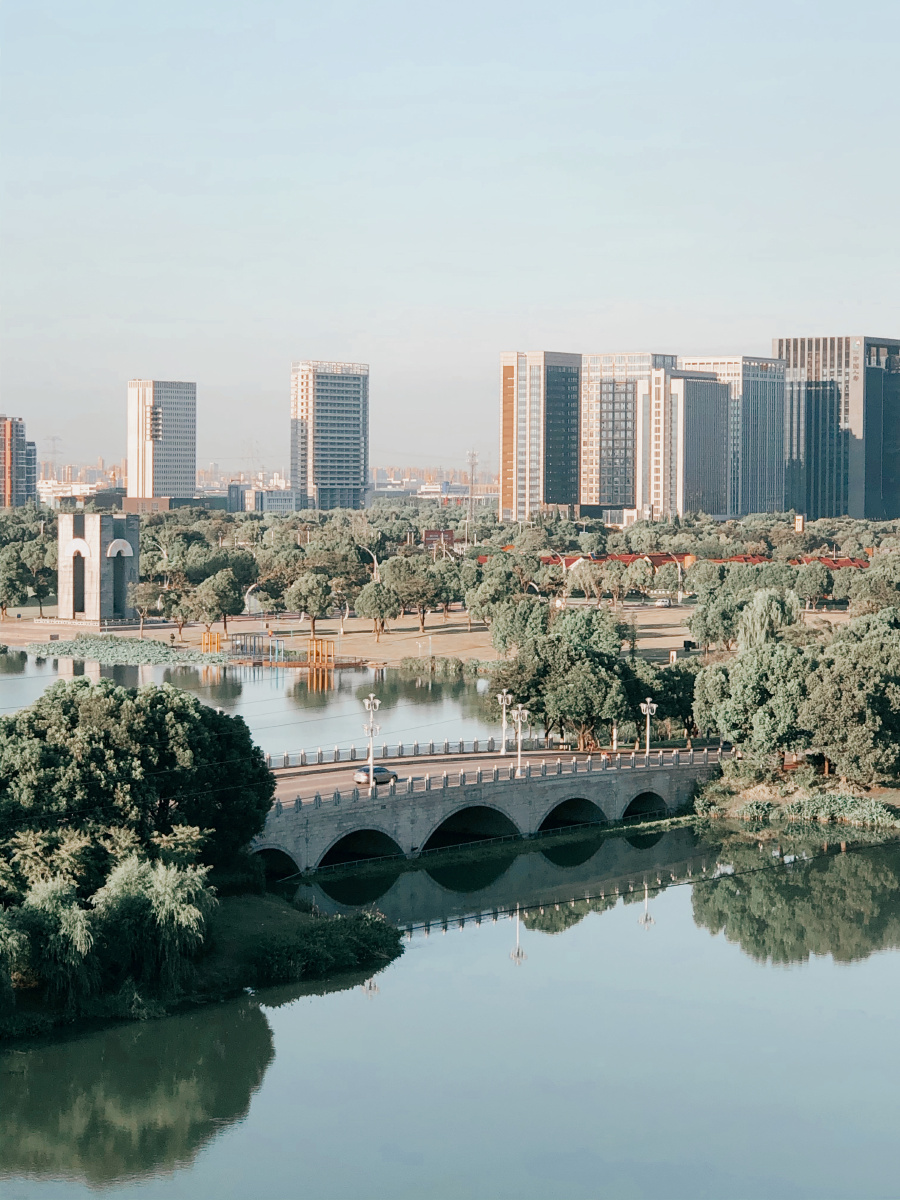 昆山时代公园窗外的风景