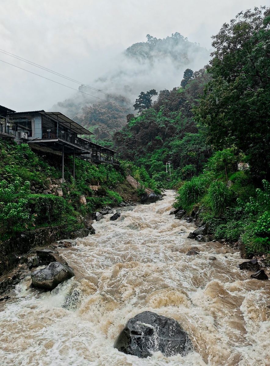 人间宝藏地—怒江傈僳族自治州