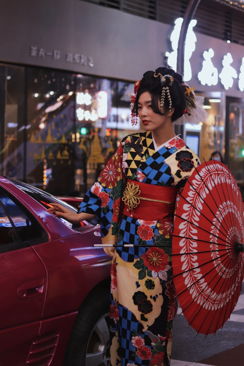 昭和美人风开始回旋