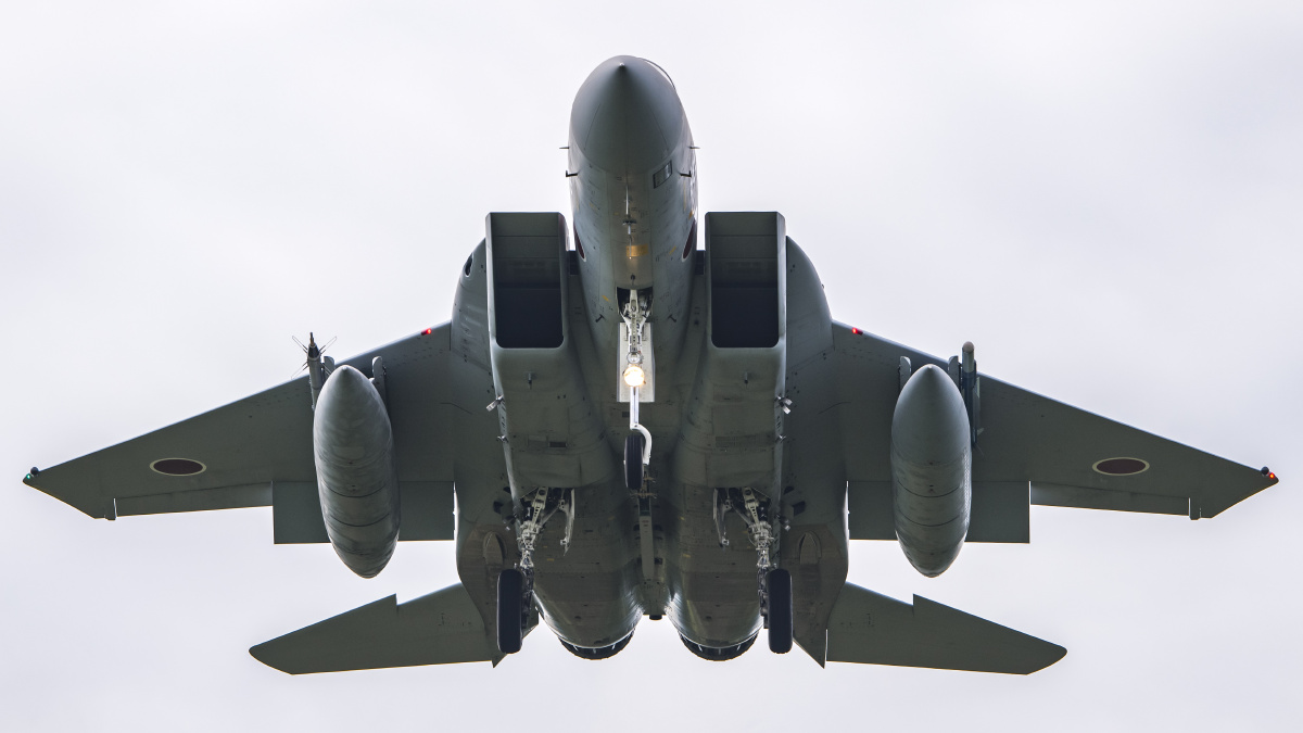 f15jf15dj战斗机降落资料图