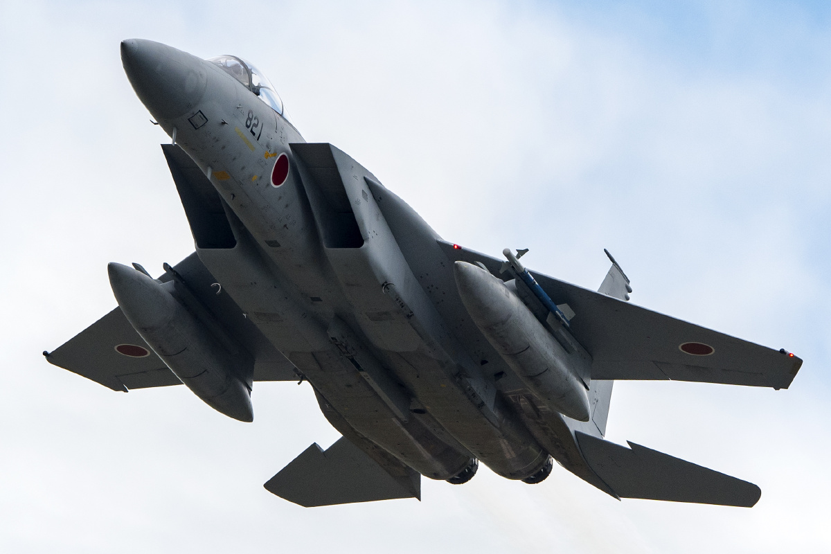 f15jf15dj战斗机降落资料图