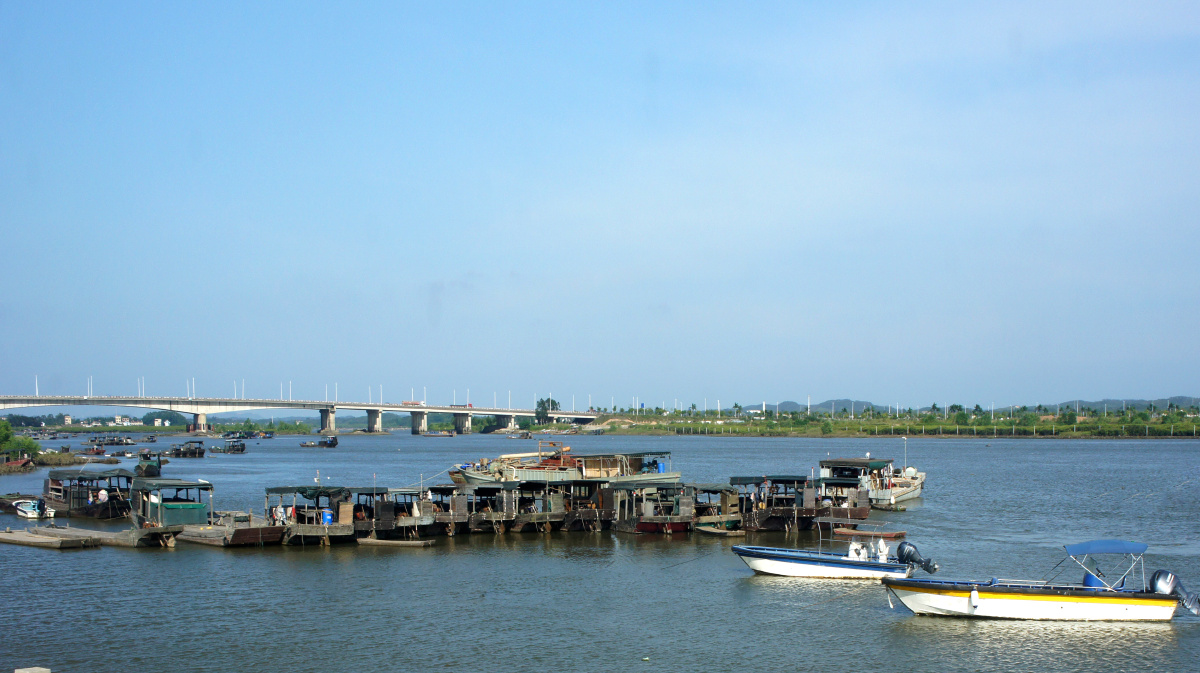拍大海玩码头广西钦州沙井港