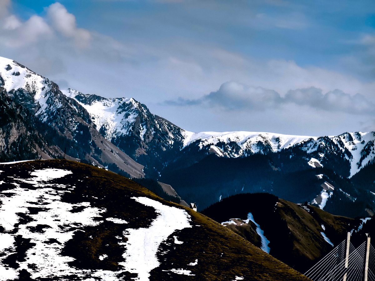 苍山负雪,明烛天南临近雪山 - 三人-禾 - 图虫