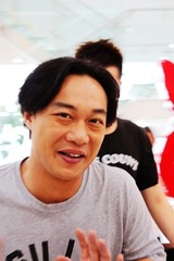他给了我一个眼神