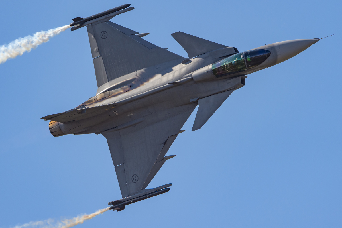 jas39鹰狮战斗机