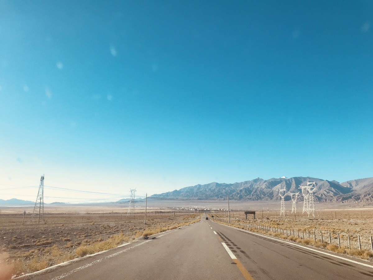 青海牧区敦煌莫高窟