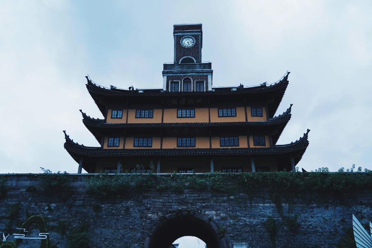 四明伟观海曙楼