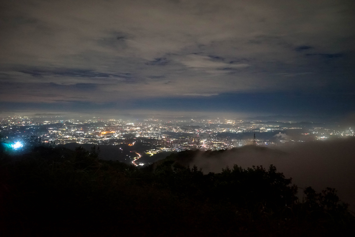 梧桐山夜景