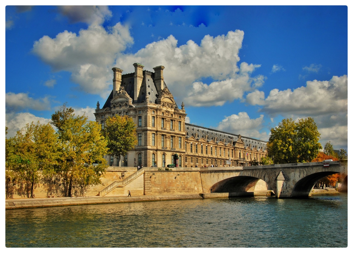 足迹法国塞纳河畔