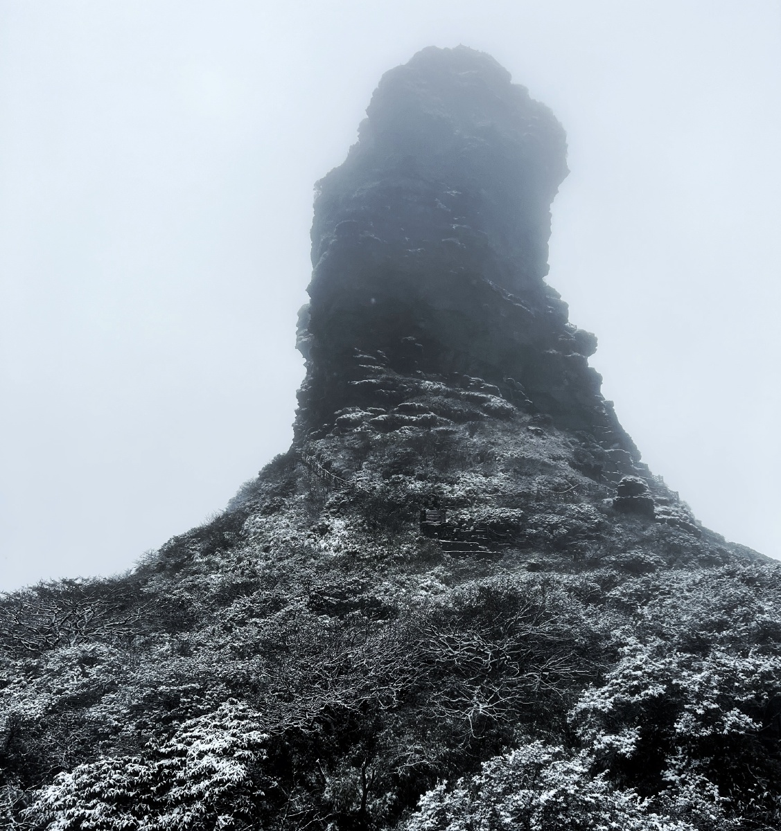 梵净山冬天的第一场雪