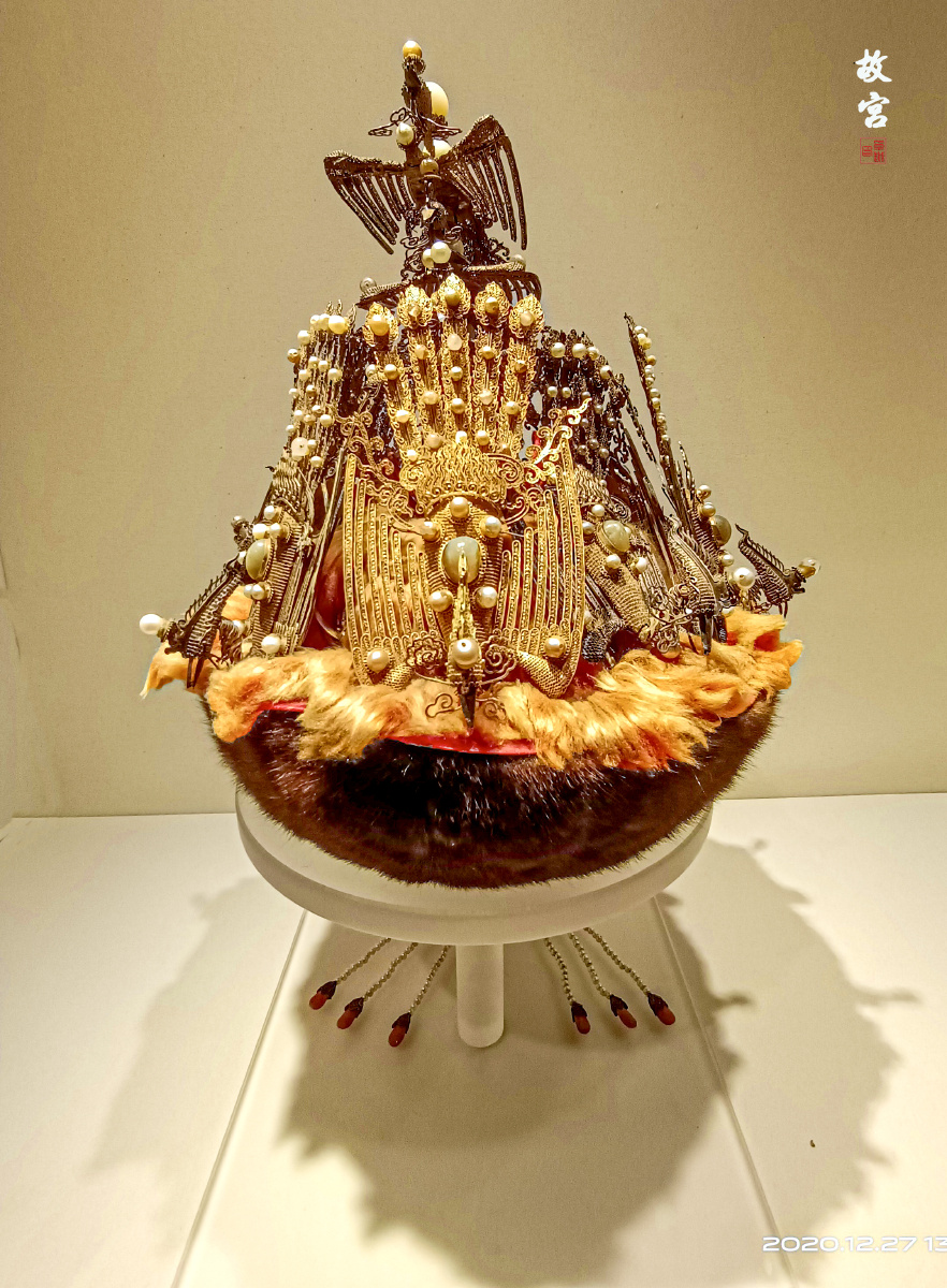 故宫凤冠霞帔 - 卓越_gu - 图虫