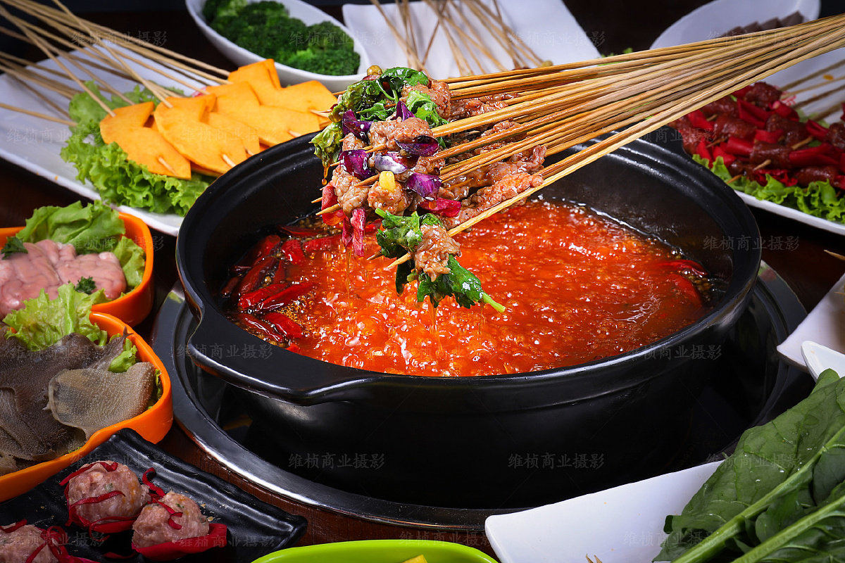 临汾火锅串串：传统与现代交融的艺术
