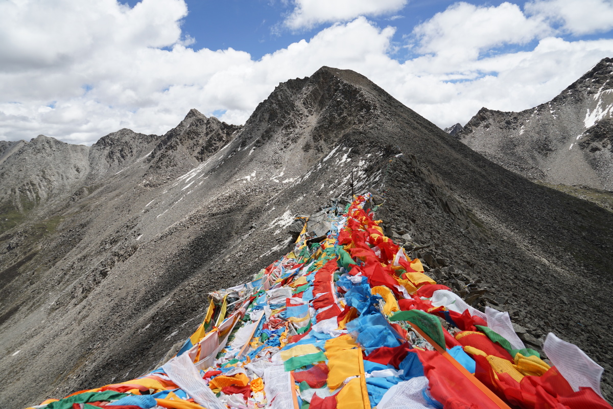 西藏山南拉姆拉错