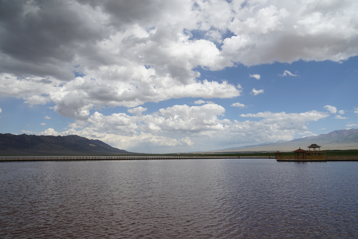 新疆伊吾县幻彩湖