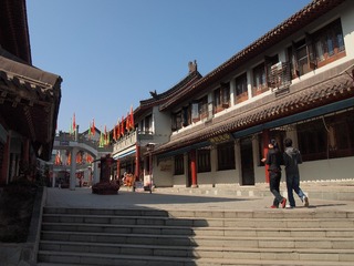 164015