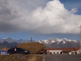 163671