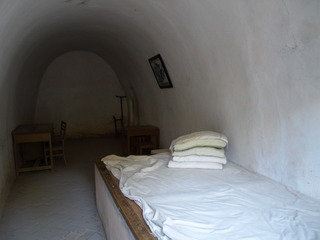 169073