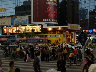 200085