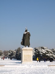172421