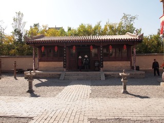 166732