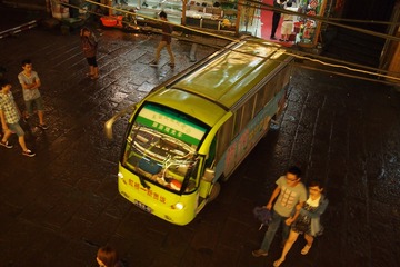 162302