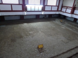 168047